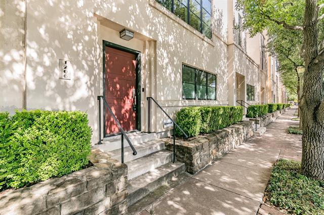 Primary Photo - 1206 Lipscomb St