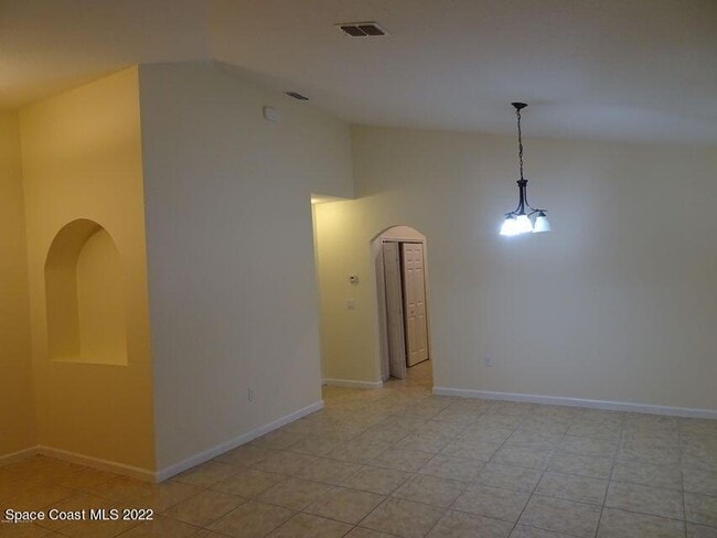 Building Photo - 1080 Cayman Dr