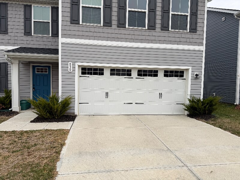 Building Photo - 830 McArthur Dr