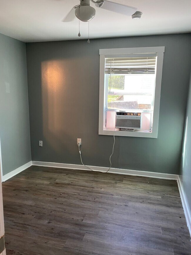 Building Photo - 1 bd duplex