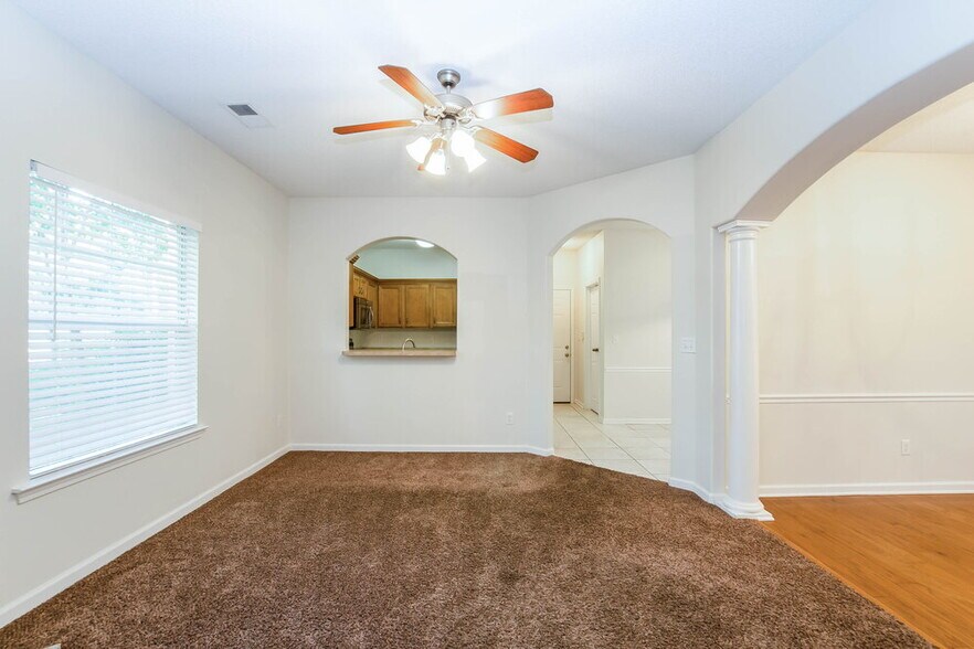 Building Photo - 1262 Carlton Ridge Dr