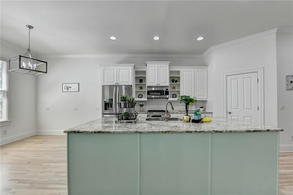Building Photo - 6961 Fellowship Ln