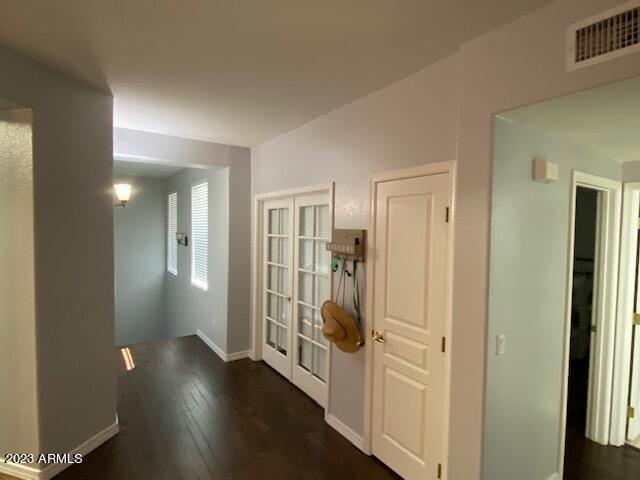 Building Photo - 15221 N Clubgate Dr