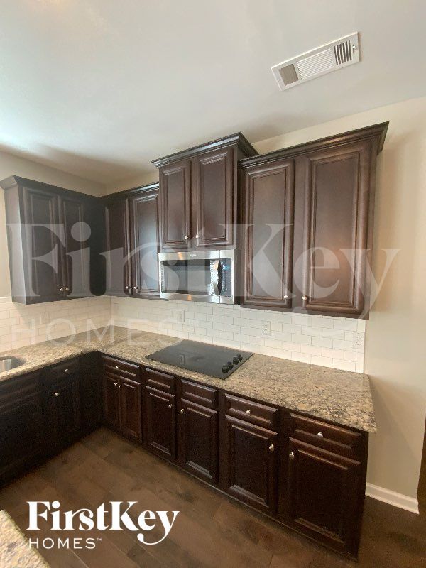 Building Photo - 1251 Heartwood Ave