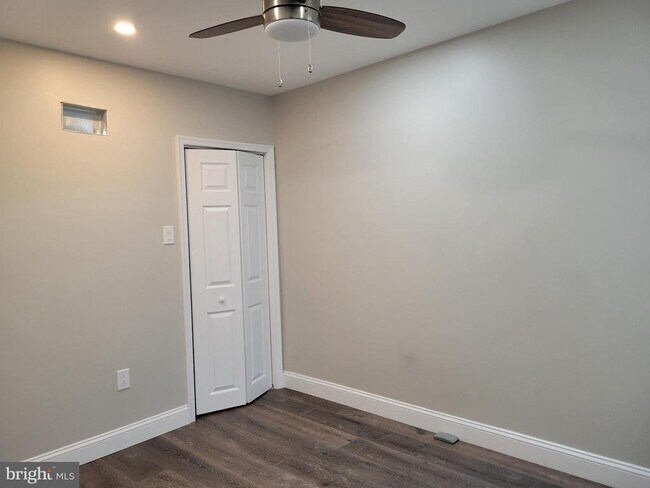 Building Photo - 1514 S 27th St