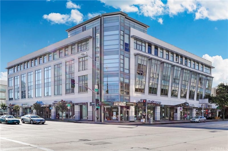 Primary Photo - 175 S Lake Ave