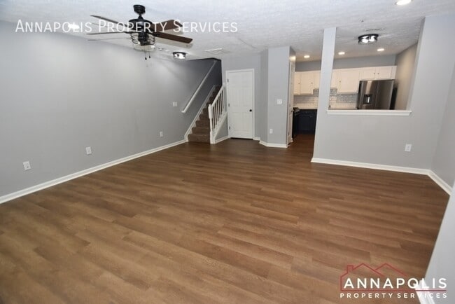 Building Photo - 8031 Brookstone Ct