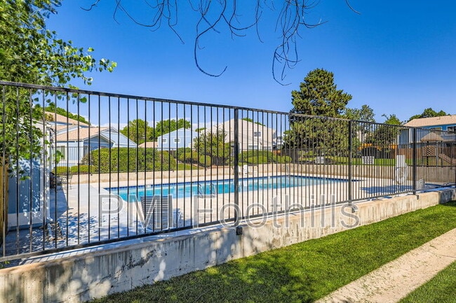 Building Photo - 7971 Chase Cir