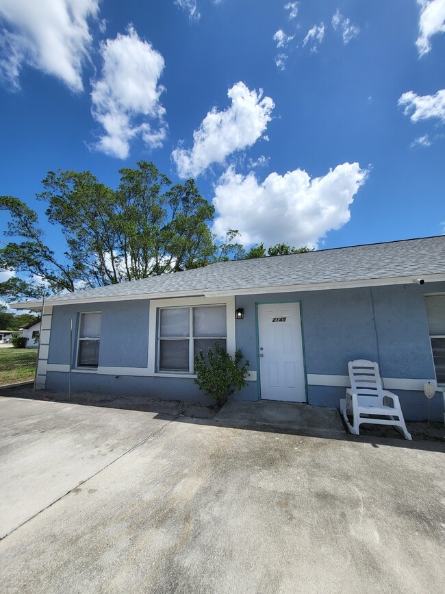 Building Photo - 2145 Pauldo St