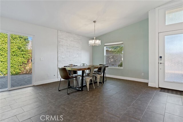 Building Photo - 80695 Columbia Ave