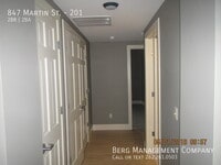Building Photo - 847 Martin St