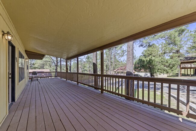 Building Photo - 126 North St