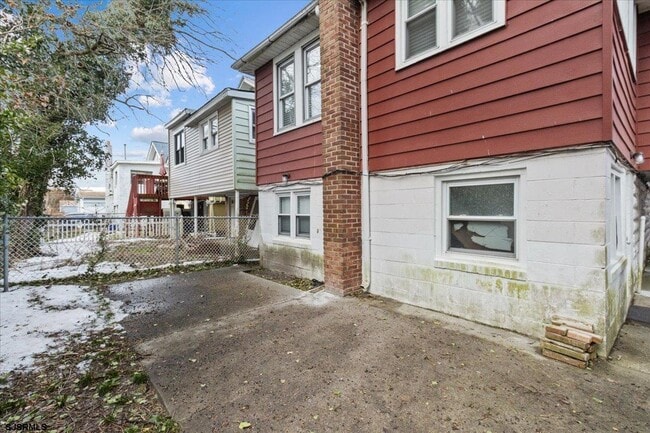 Building Photo - 506 New Jersey Ave