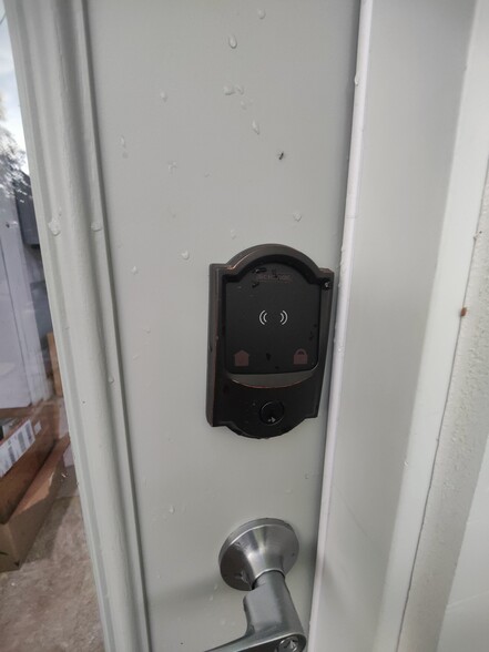 Smart lock programmed to your request - 2913 Clover St