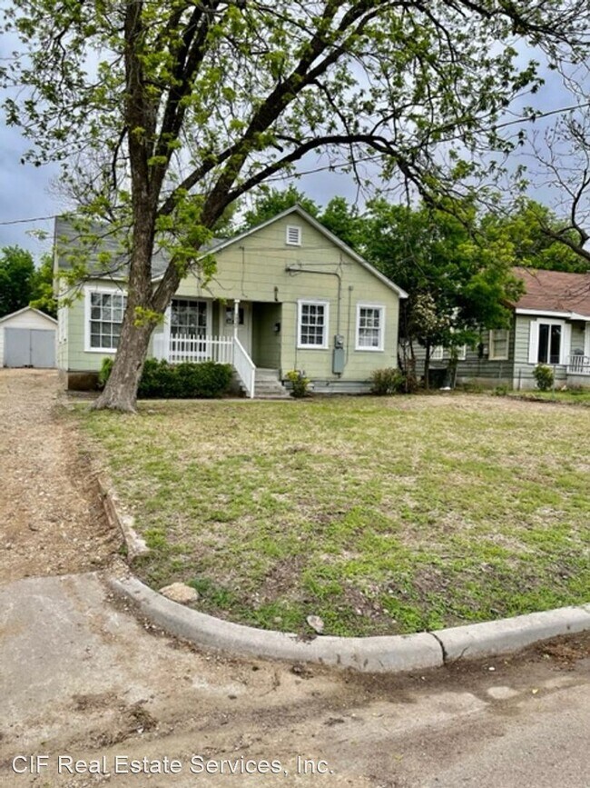 Building Photo - 2 br, 1 bath House - 3920 Beverly Dr