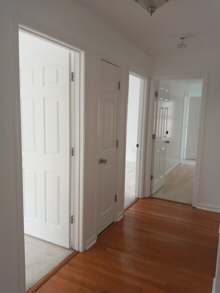 Building Photo - 4121 Alicia Ln