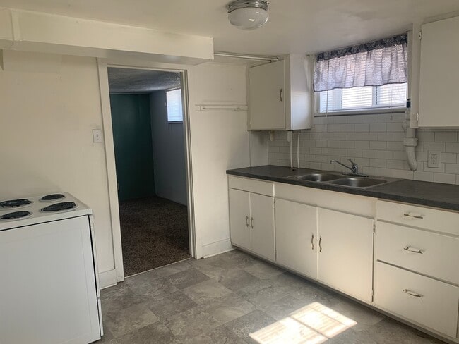 Building Photo - 1316 16th St