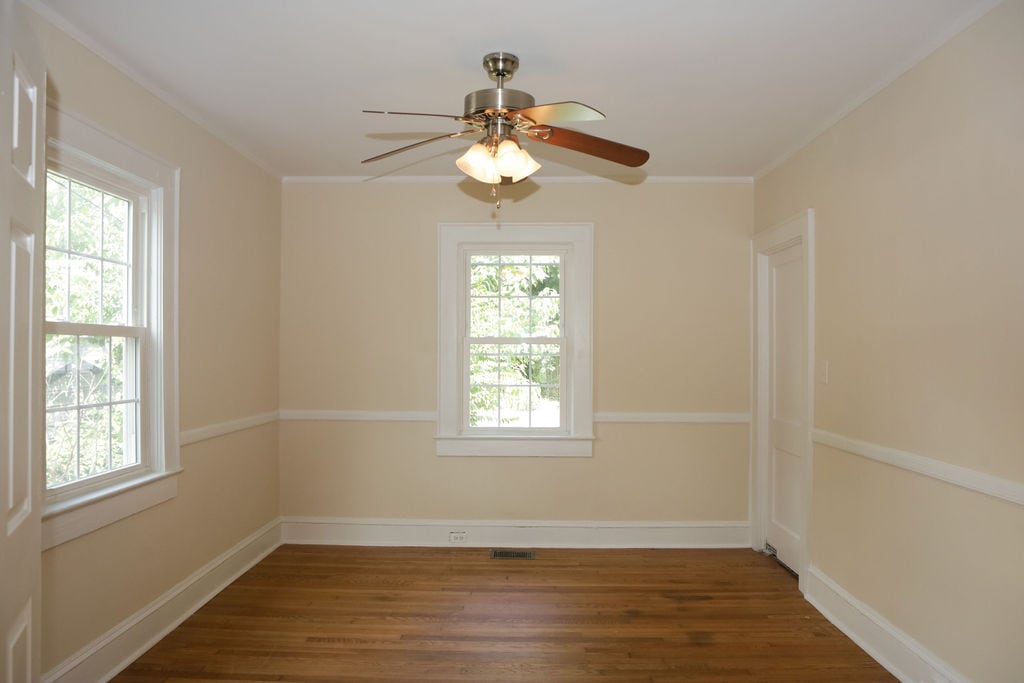 Building Photo - 603 Mayflower Dr