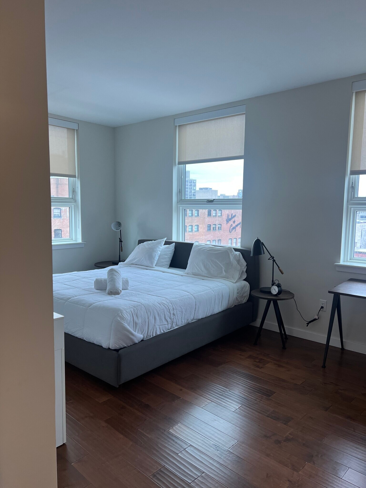 Building Photo - 10 Central Ave