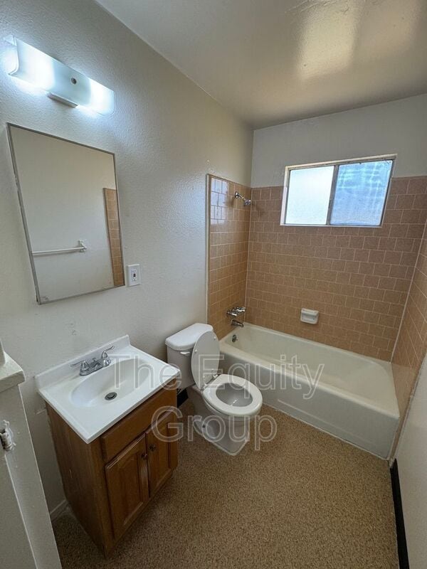 Building Photo - 5316 Avenue 280