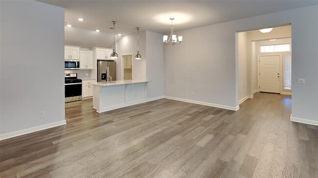 Building Photo - 457 Compass Dr