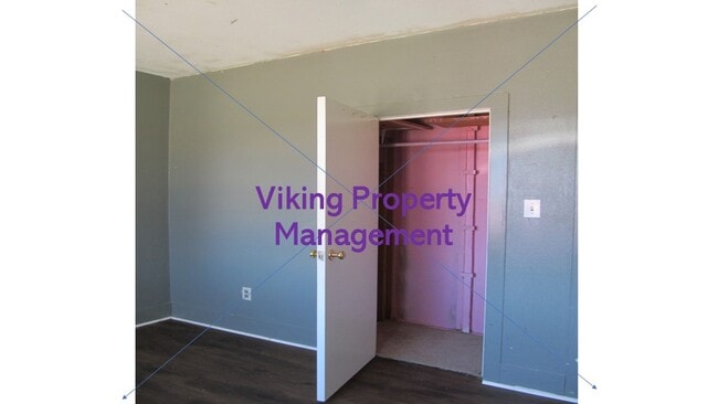 Building Photo - 156 SW 3rd St