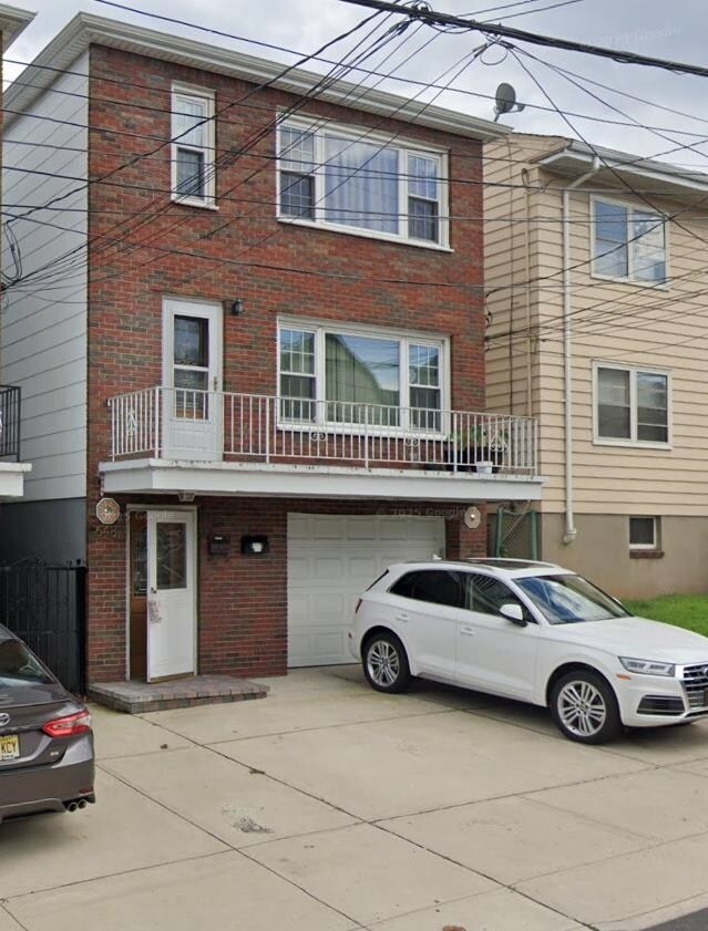 Primary Photo - 648 Liberty Ave