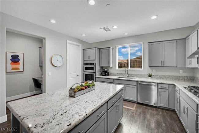 Building Photo - 45 Via Di Vita