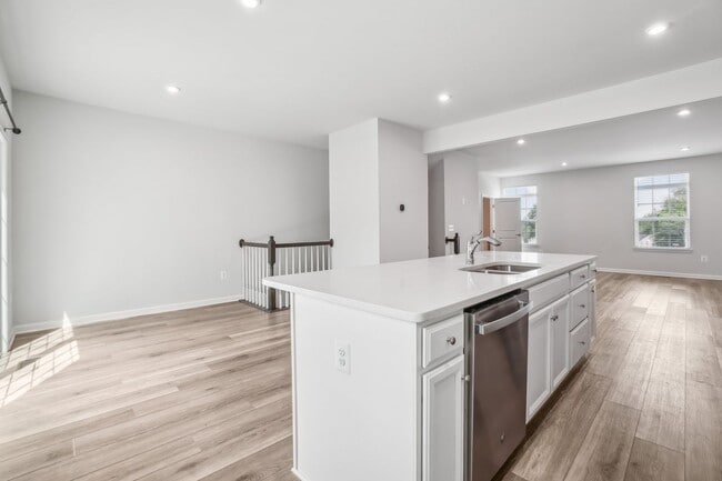 Building Photo - Lukas Park, Over 2000 Square Feet, Nearly New Build... Everything you want all in one! Come see f...