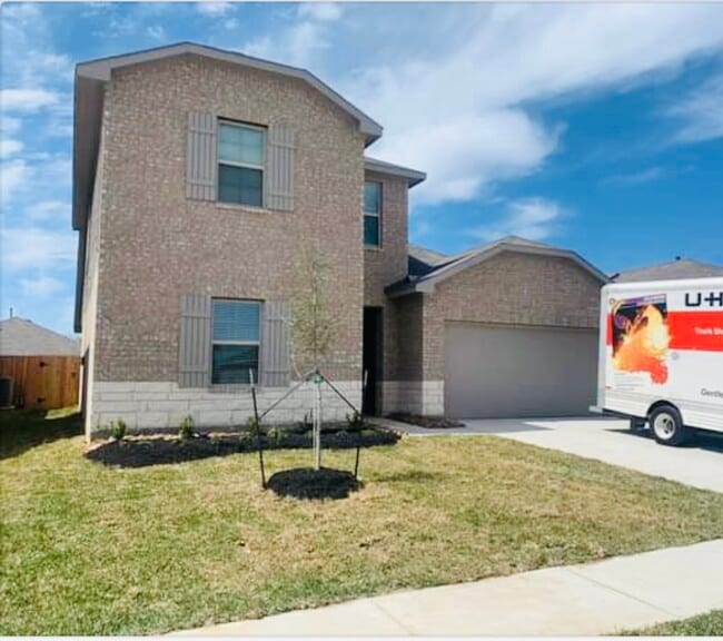 Building Photo - 23303 Mountain Ashtree Way