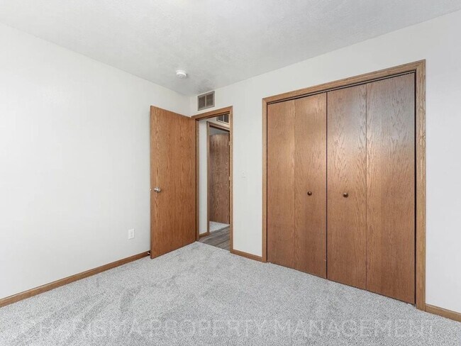 Building Photo - TRANQUIL 2 BEDROOM TWINHOME IN BALTIC, LUX...