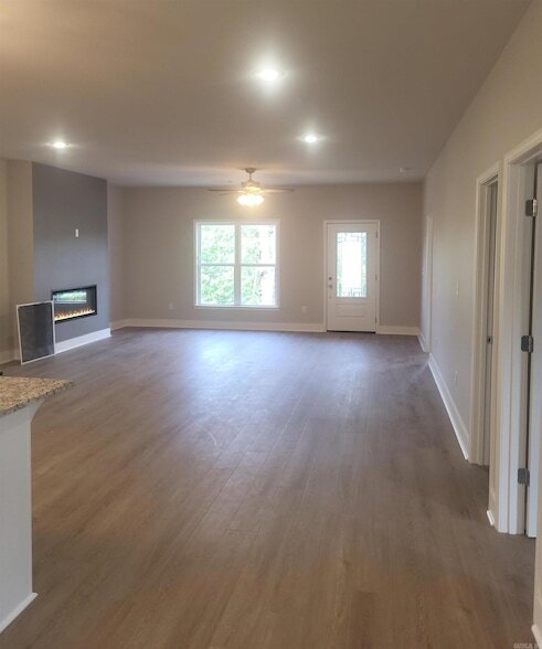Building Photo - 1803 Aldersgate Rd
