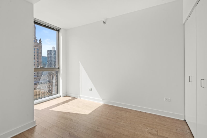 Building Photo - 178 N Garland Ct