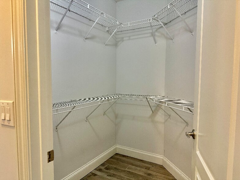 Building Photo - 1334 Corso Palermo Ct