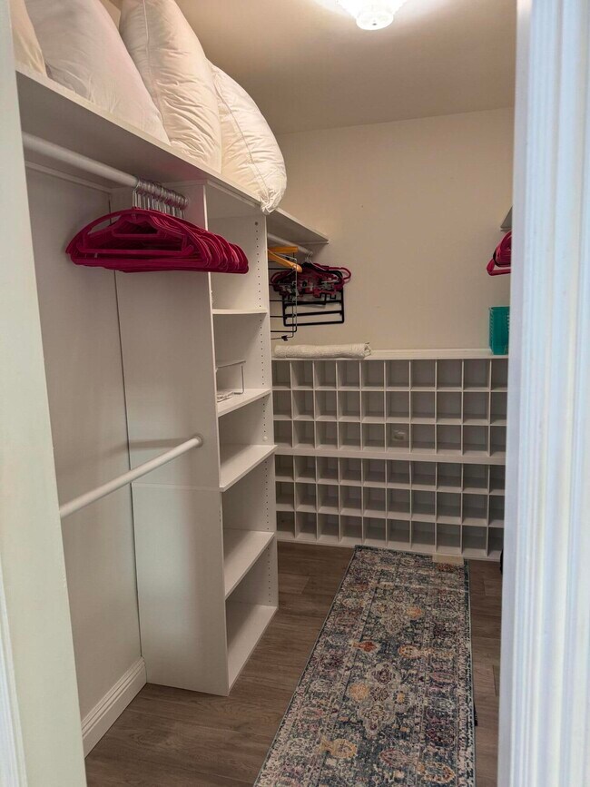 Building Photo - 3209 Norfolk St