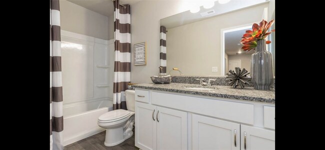 Building Photo - 9585 Heightsview Dr