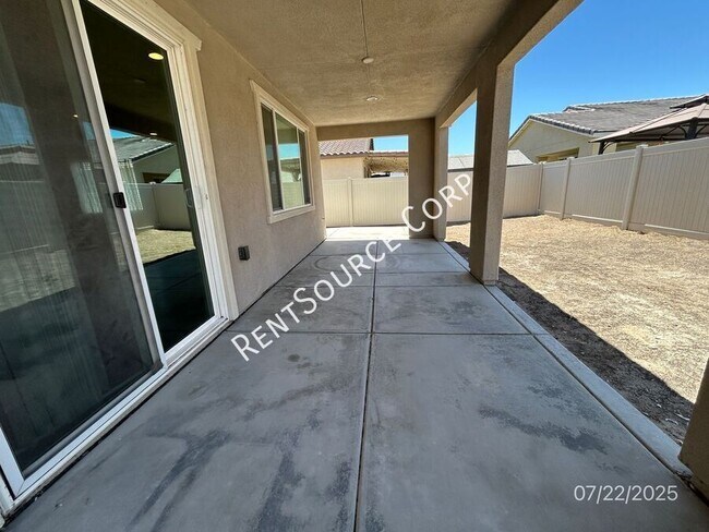 Building Photo - 45051 Marbella St