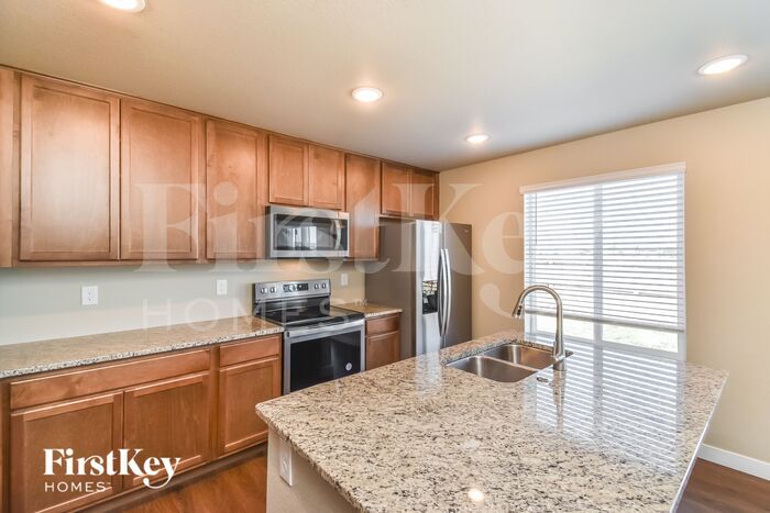 Building Photo - 10178 Luneth Dr