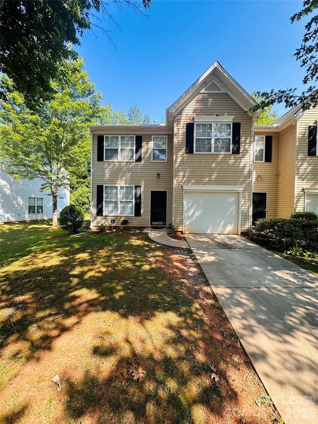 Building Photo - 7629 Abigail Glen Dr