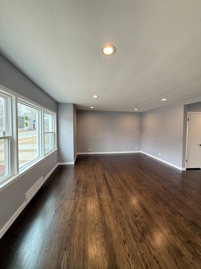 Building Photo - 18227 Center Ave