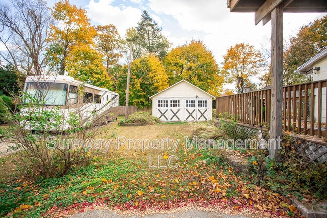 Building Photo - 150 Snyder Pl