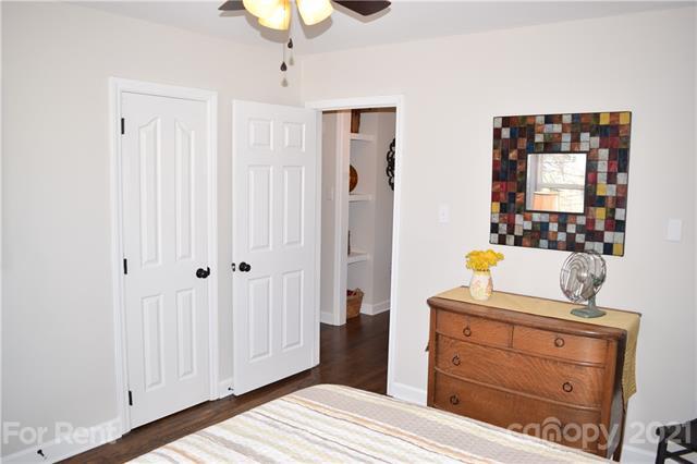 Building Photo - 201 Gamble St