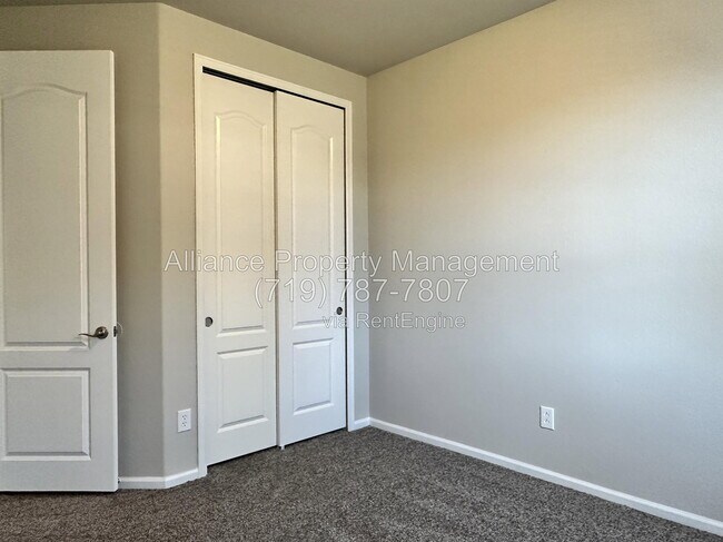 Building Photo - 2075 Bobcat Valley Ct