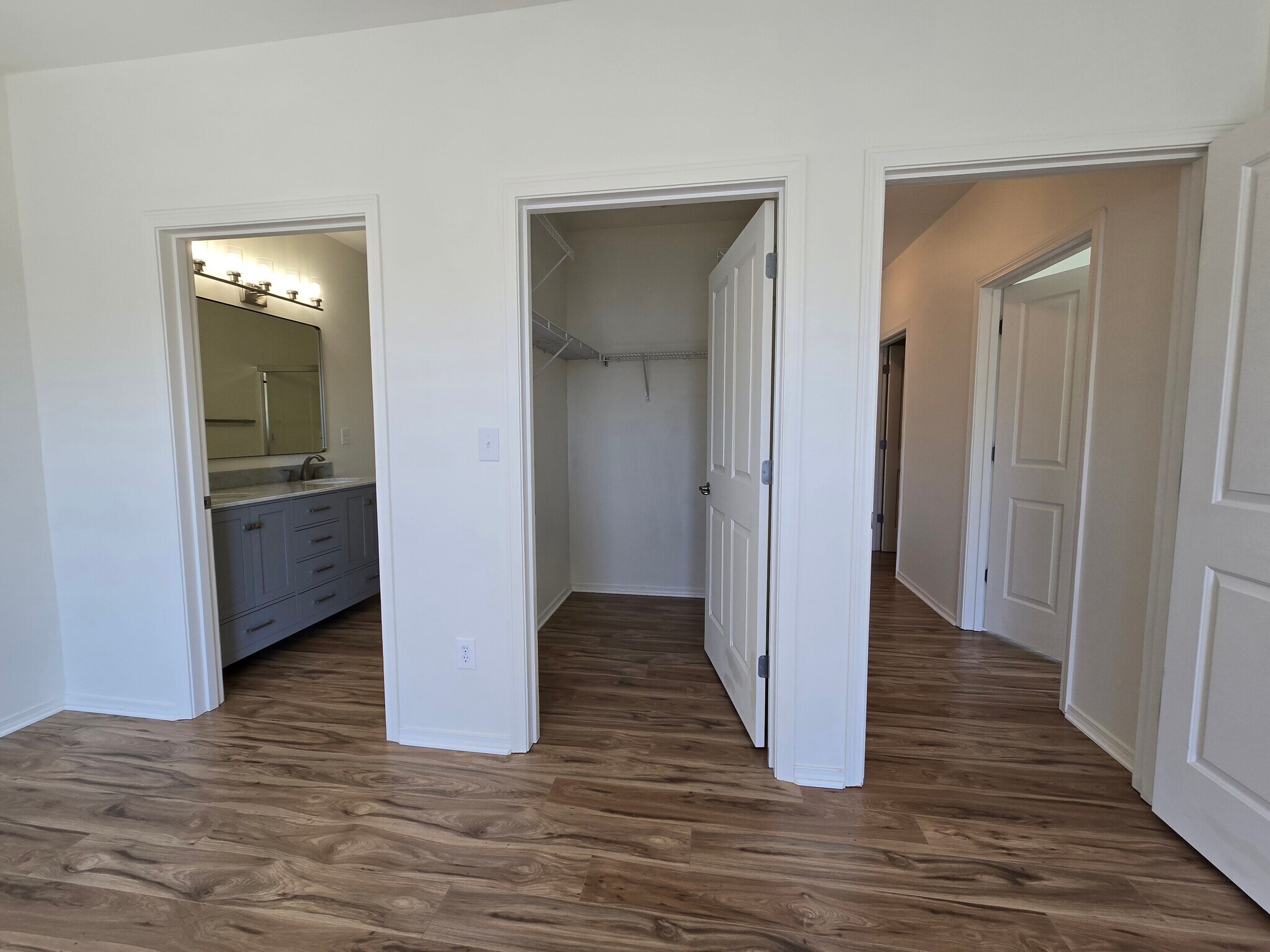 Building Photo - 14915 38th Dr SE