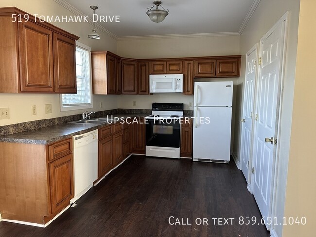 Building Photo - 519 Tomahawk Dr