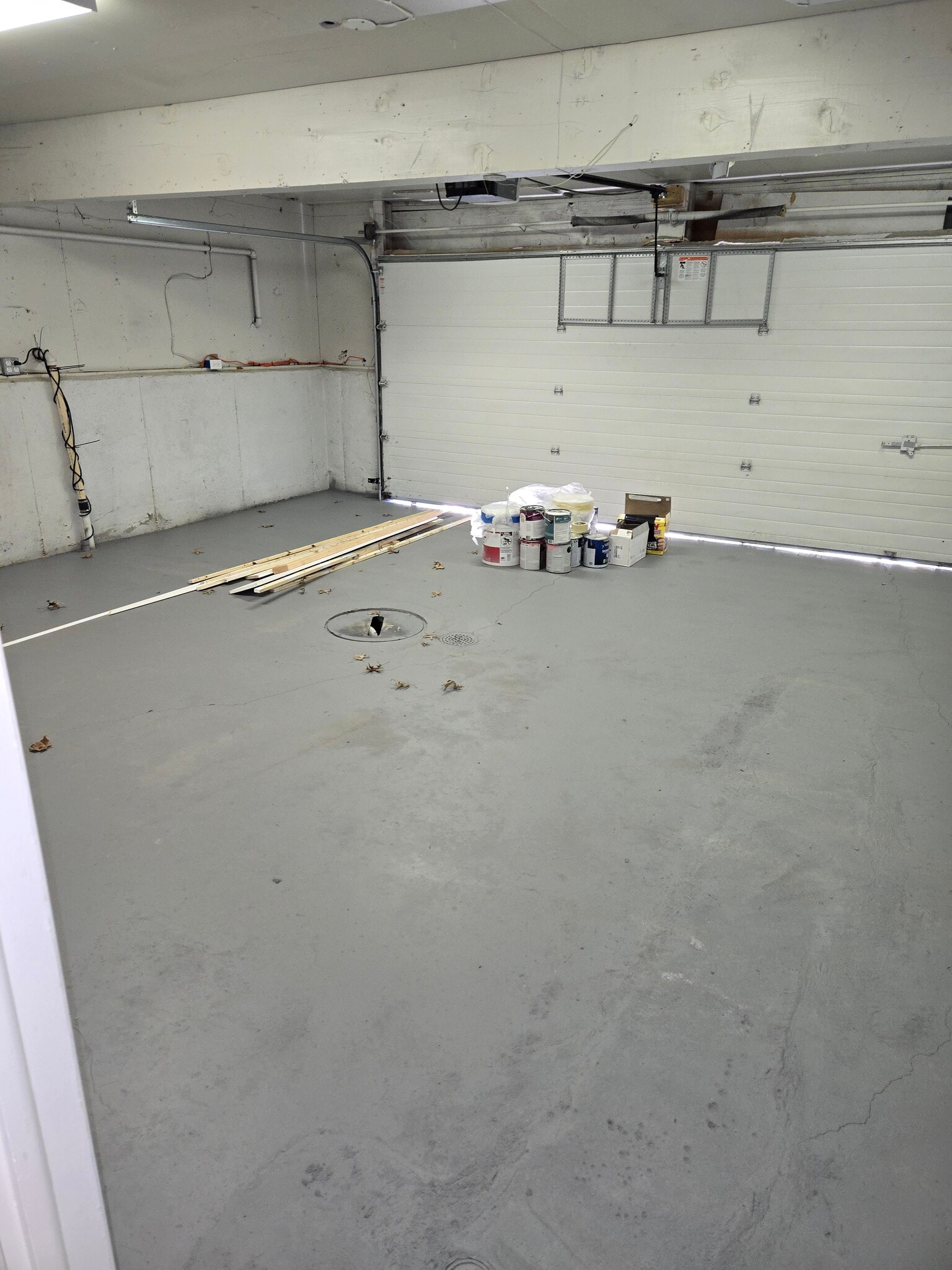 Garage - 120 W North Ave