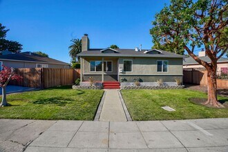 Building Photo - 3BR/1BA North Shoreview Home with Yard & Redwood Deck | Near Caltrain | YouTube Tour