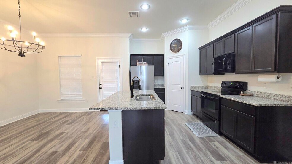 Building Photo - 1346 Hickory Creek Dr