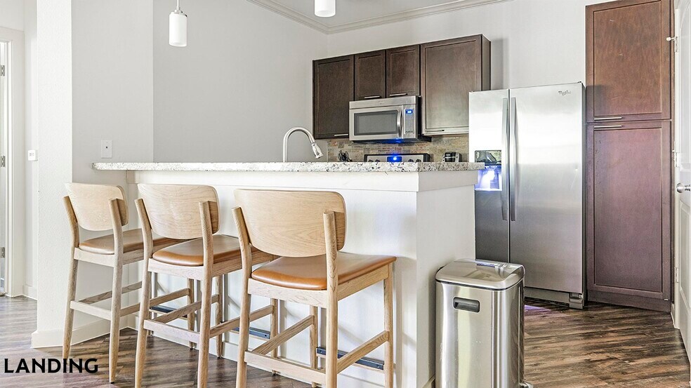 Building Photo - 10800 Lakeline Blvd