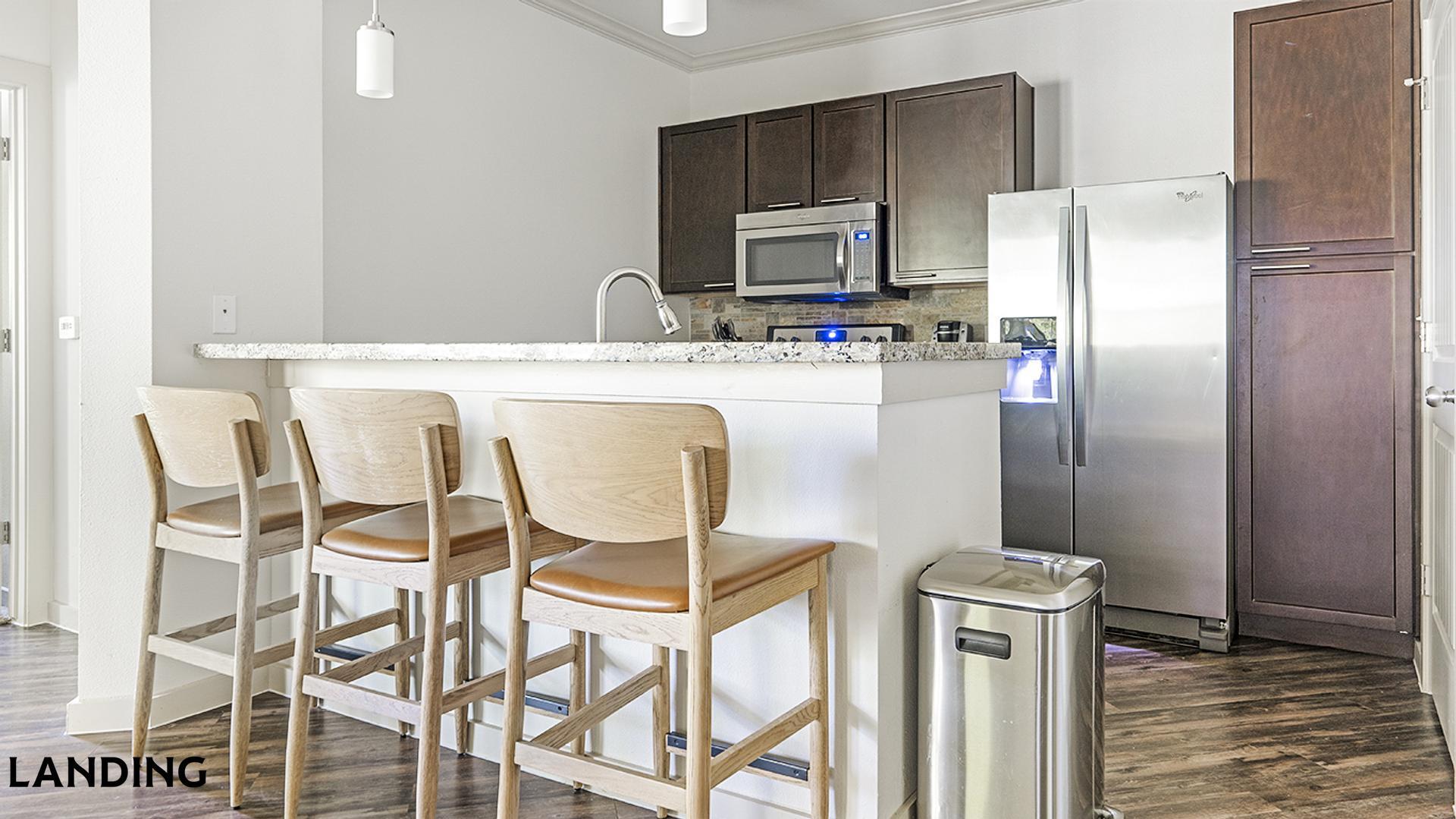 Building Photo - 10800 Lakeline Blvd